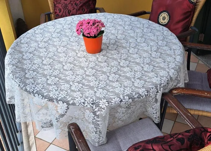 Villaggio Sant'andrea - With Gardenview アパート カオルレ